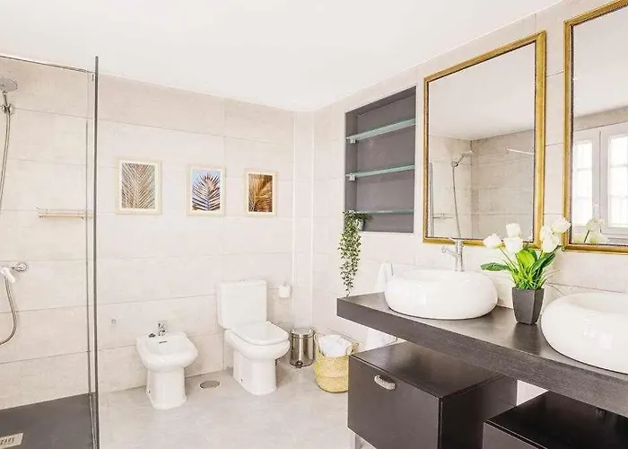 La Favorita, Preciosa Con Piscina Privada.