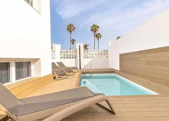 La Favorita, Preciosa Con Piscina Privada. Вилла Коральео