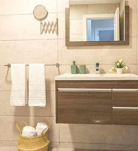 Вилла La Favorita, Preciosa Con Piscina Privada. *