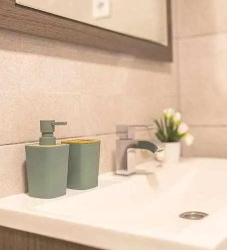 Вилла La Favorita, Preciosa Con Piscina Privada. Коральео