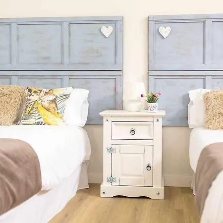 La Favorita, Preciosa Con Piscina Privada *